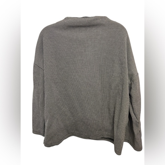 Zara Black and White Striped Long Sleeve Top - Picture 2 of 3